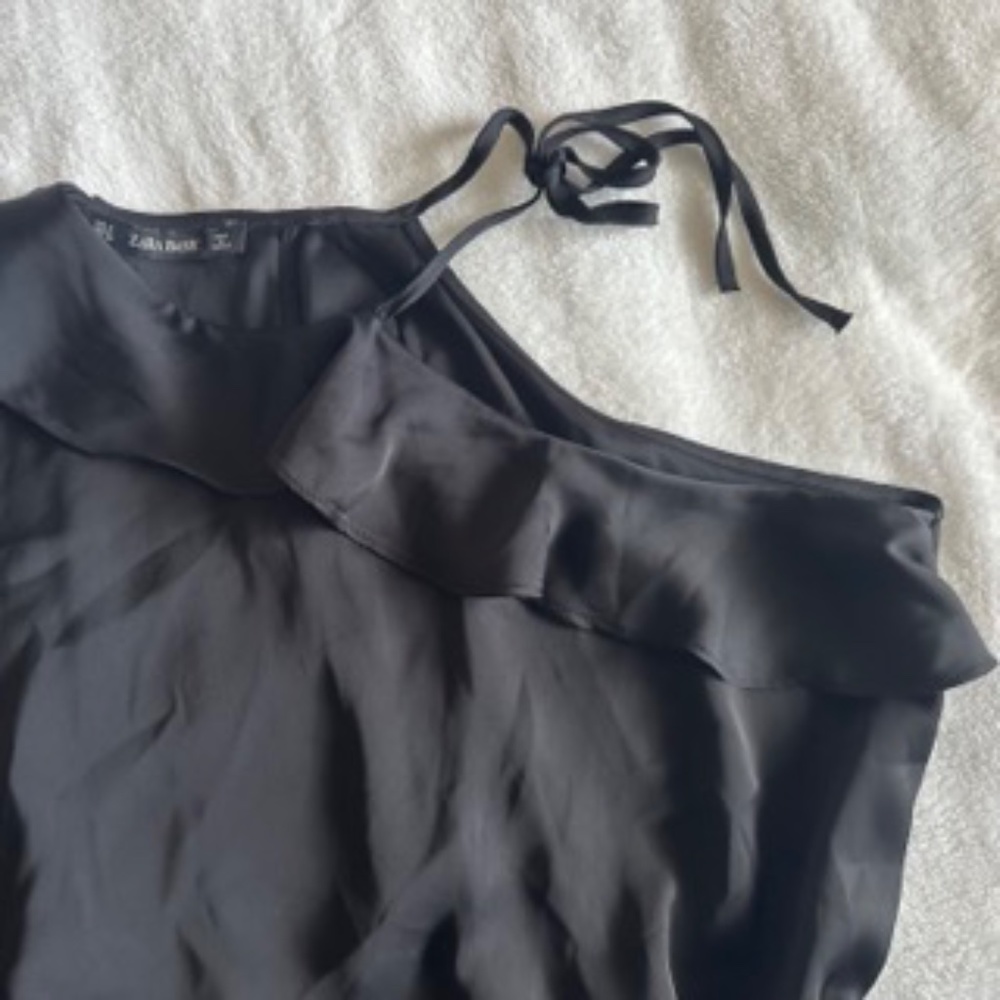 Zara Basic Asymetrical Flowy Black Blouse Cold Sh… - image 3